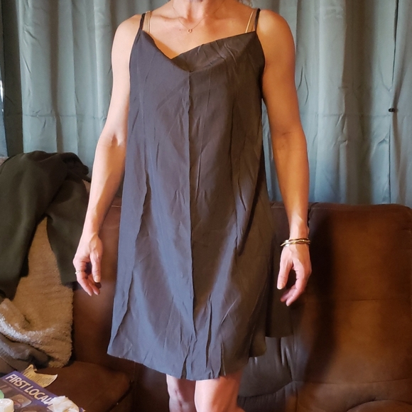 Dress - Picture 3 of 13